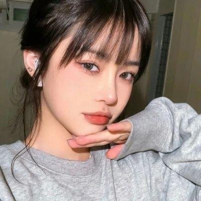 顶楼左边那栋房子